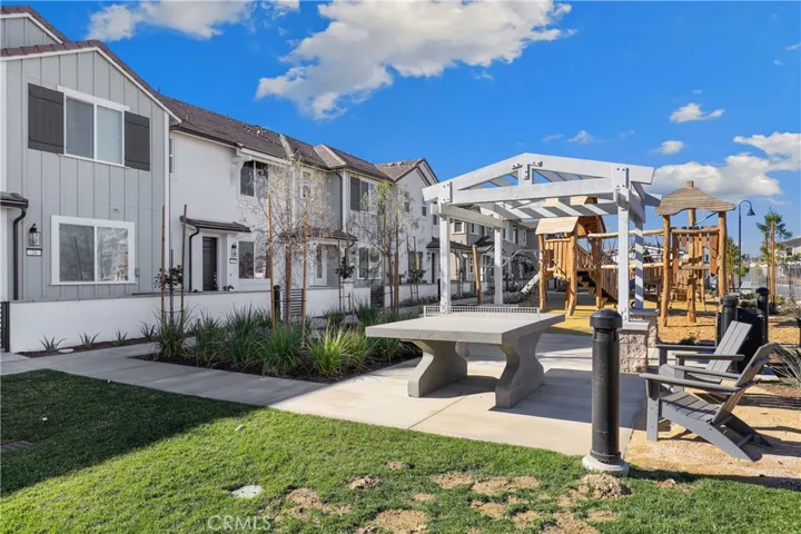4071 E Peony Paseo, Ontario, California 91761