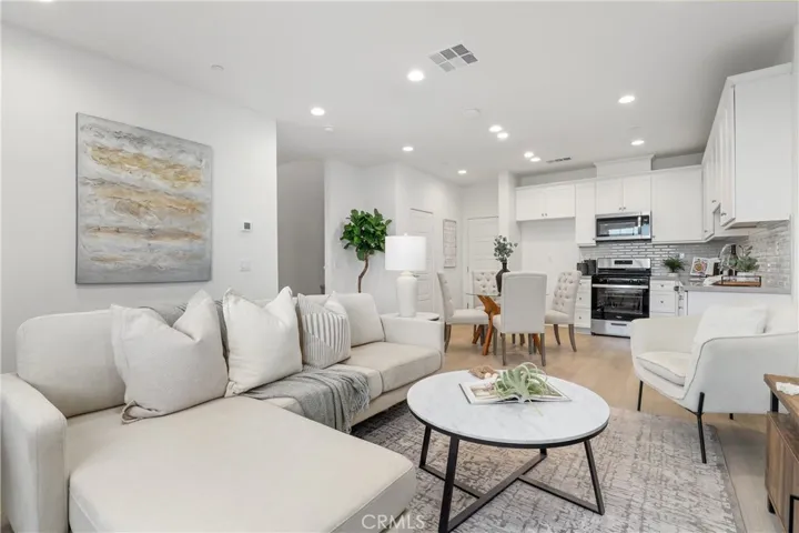 4071 E Peony Paseo, Ontario, California 91761
