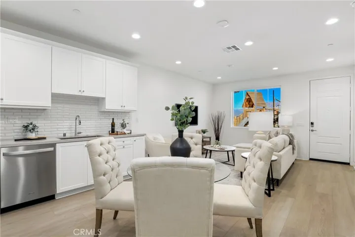 4071 E Peony Paseo, Ontario, California 91761
