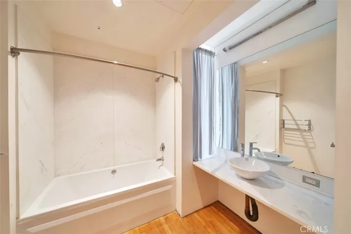 1850 Industrial Street 406, Los Angeles, California 90021