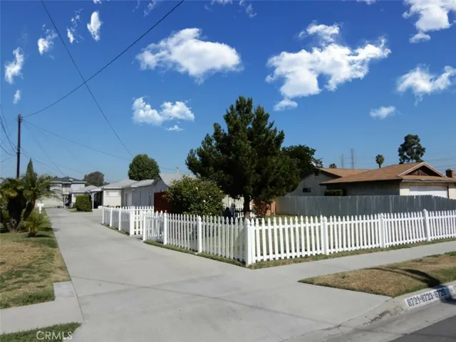 8721 Rose Street, Bellflower, California 90706