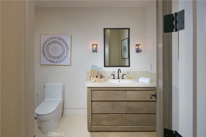 521 Angelita, Corona Del Mar, California 92625