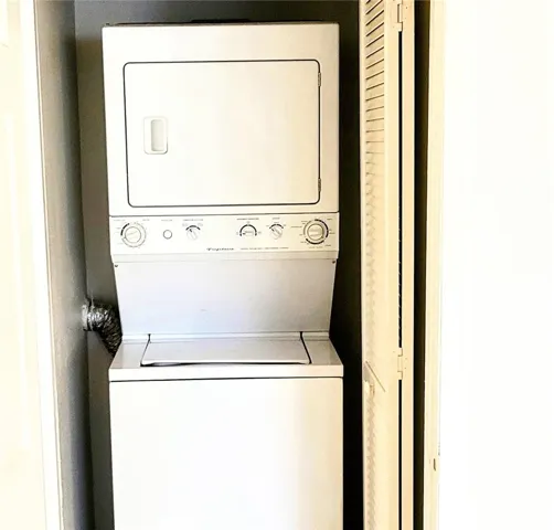In-Unit Laundry