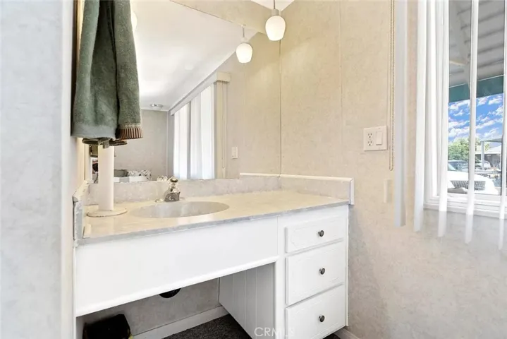 37311 47th St E Unit 187, Palmdale, California 93552