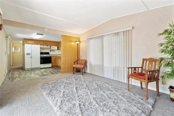 37311 47th St E Unit 187, Palmdale, California 93552