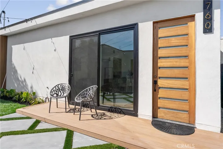 4758 Hickory Street, Los Angeles, California 90016