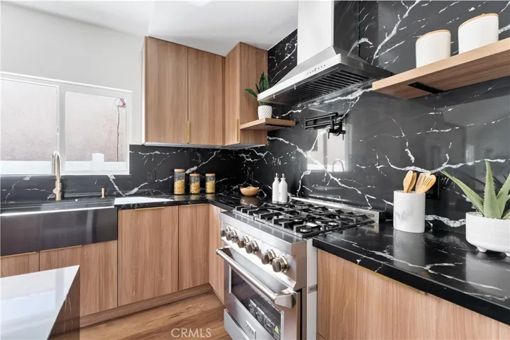 4758 Hickory Street, Los Angeles, California 90016