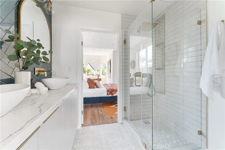 4758 Hickory Street, Los Angeles, California 90016