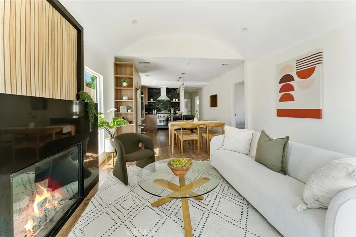 4758 Hickory Street, Los Angeles, California 90016