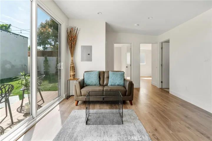 4758 Hickory Street, Los Angeles, California 90016