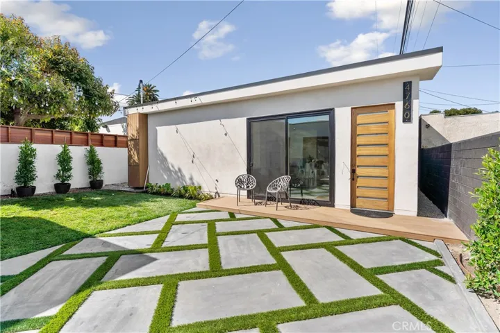 4758 Hickory Street, Los Angeles, California 90016