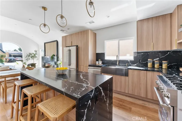 4758 Hickory Street, Los Angeles, California 90016