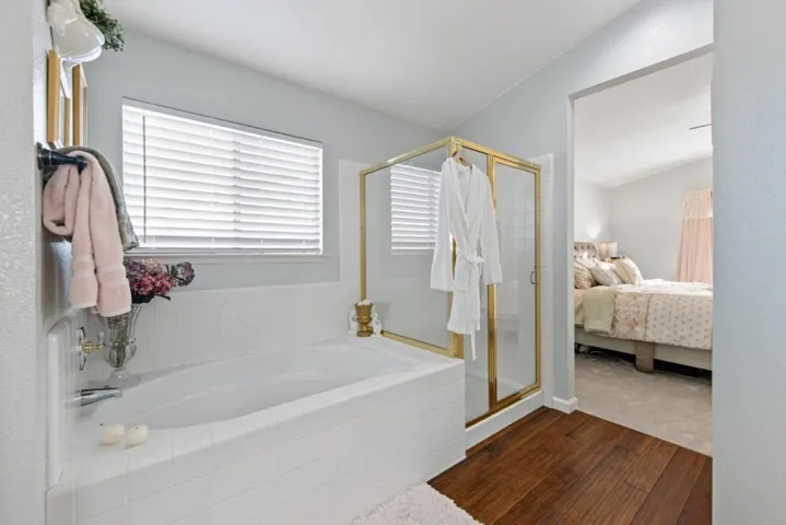 1201 Hemlock Court, Hollister, California 95023