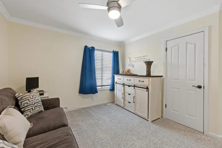 1201 Hemlock Court, Hollister, California 95023