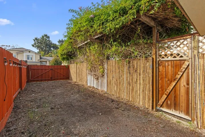 1201 Hemlock Court, Hollister, California 95023