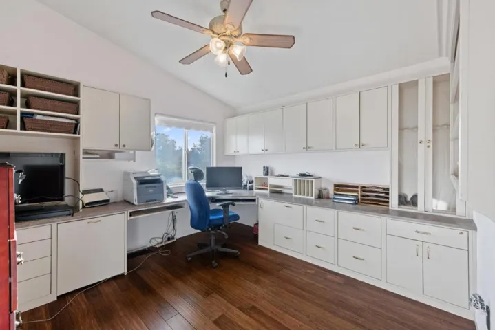1201 Hemlock Court, Hollister, California 95023