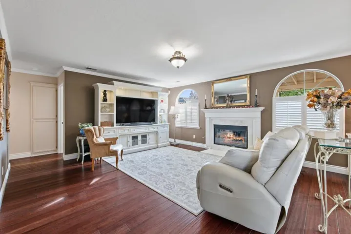 1201 Hemlock Court, Hollister, California 95023