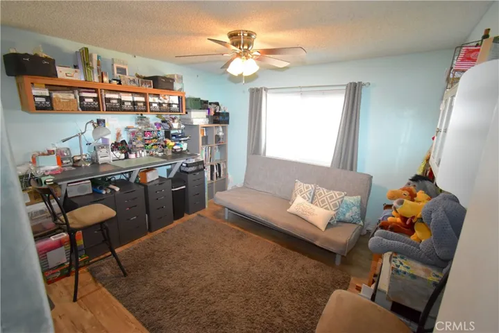 18875 Shoshonee Road, Apple Valley, California 92307