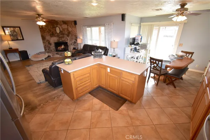 18875 Shoshonee Road, Apple Valley, California 92307