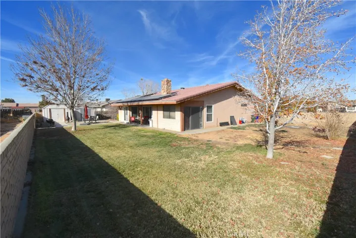 18875 Shoshonee Road, Apple Valley, California 92307