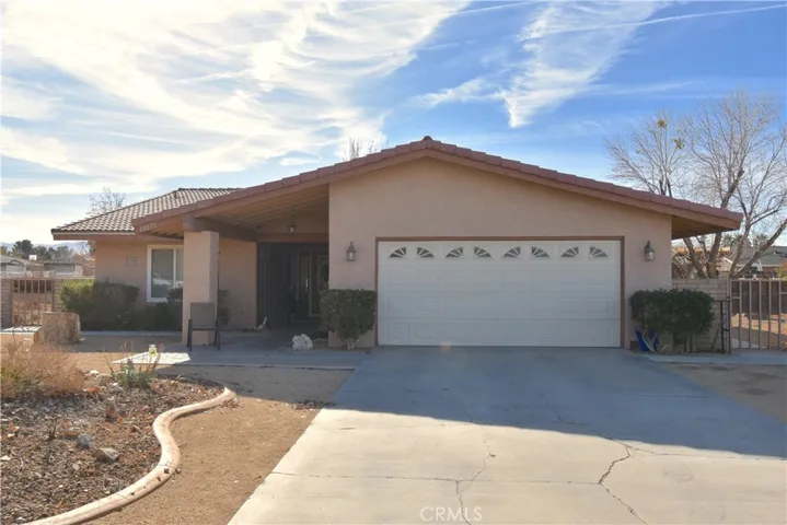 18875 Shoshonee Road, Apple Valley, California 92307