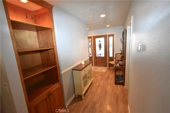 18875 Shoshonee Road, Apple Valley, California 92307