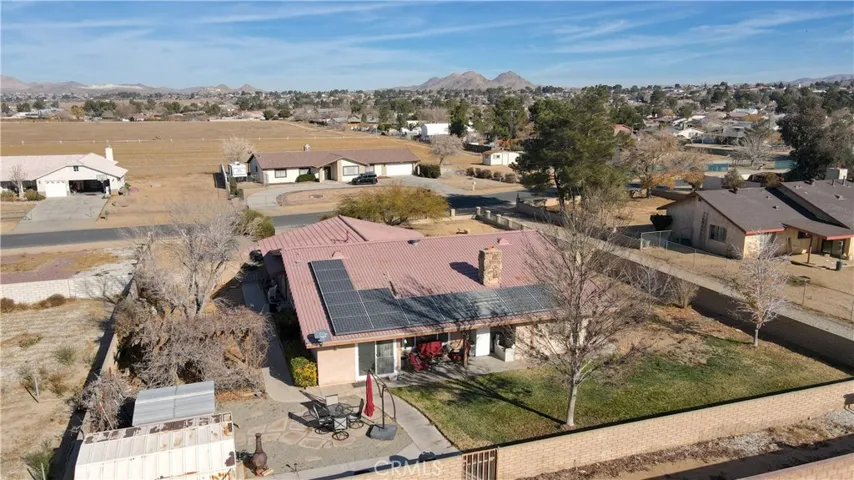 18875 Shoshonee Road, Apple Valley, California 92307