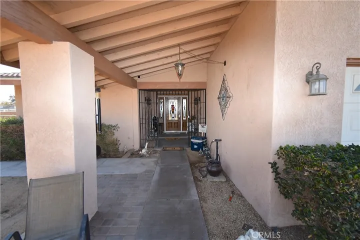 18875 Shoshonee Road, Apple Valley, California 92307