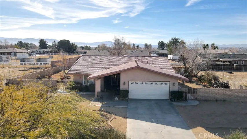 18875 Shoshonee Road, Apple Valley, California 92307