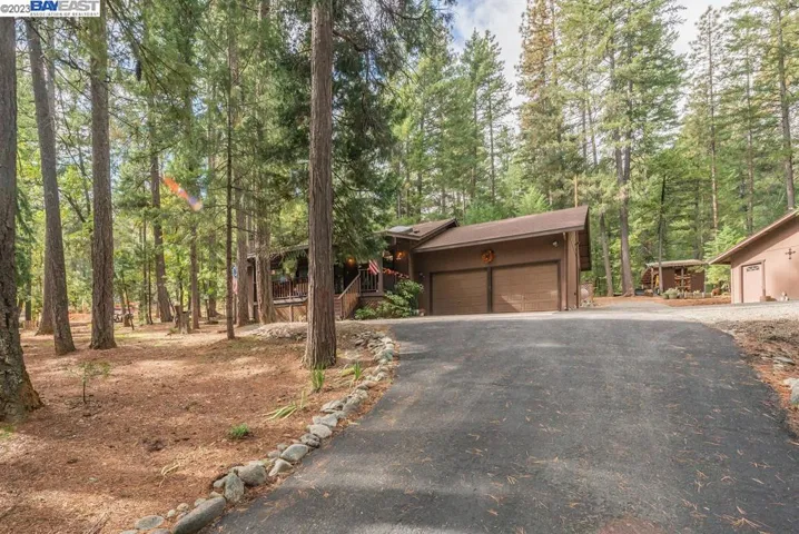 221 Trinity Meadows, Trinity Center, California 96091