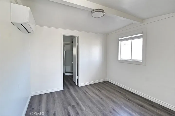 6299 Oak Hill Road, Oak Hills, California 92344
