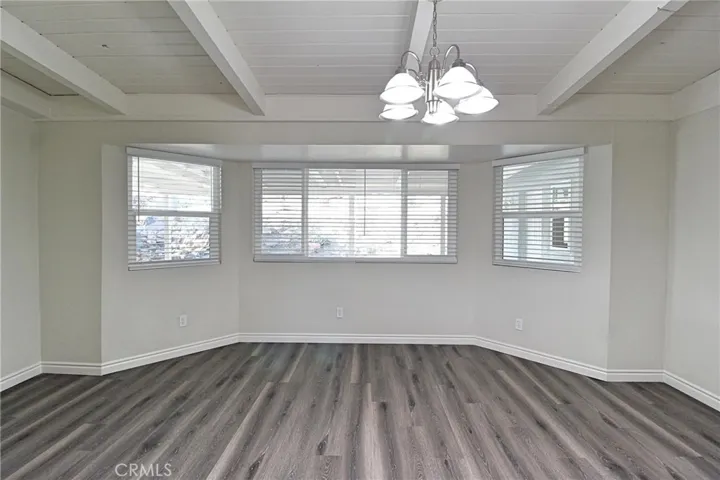 6299 Oak Hill Road, Oak Hills, California 92344
