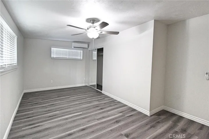 6299 Oak Hill Road, Oak Hills, California 92344