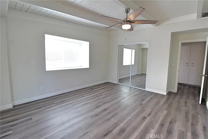 6299 Oak Hill Road, Oak Hills, California 92344