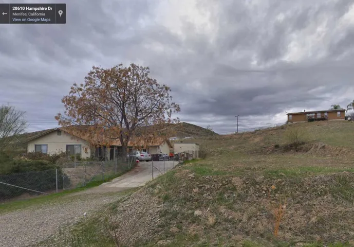 Hampshire Dr to left of  Driveway Photo