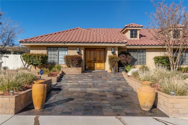 18672 Pacific Street, Hesperia, California 92345