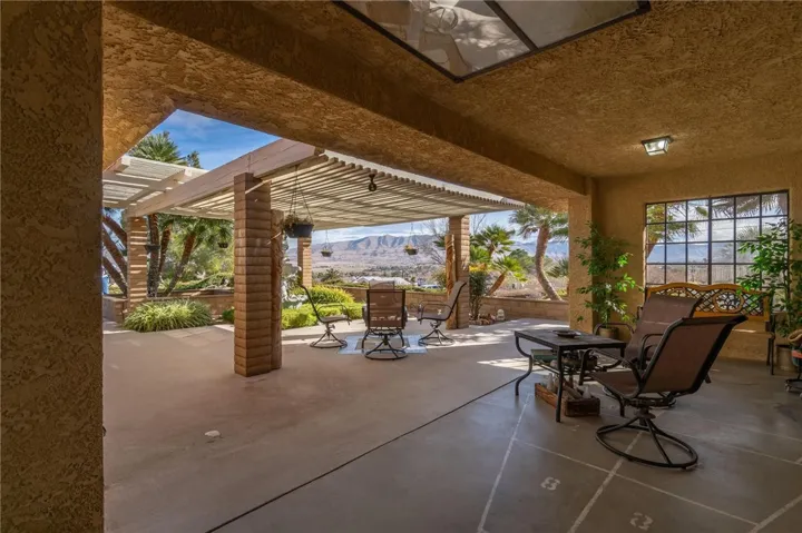 18672 Pacific Street, Hesperia, California 92345