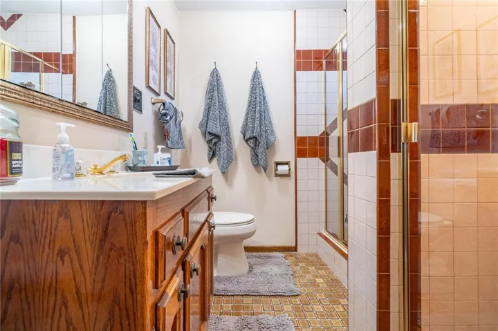 18672 Pacific Street, Hesperia, California 92345