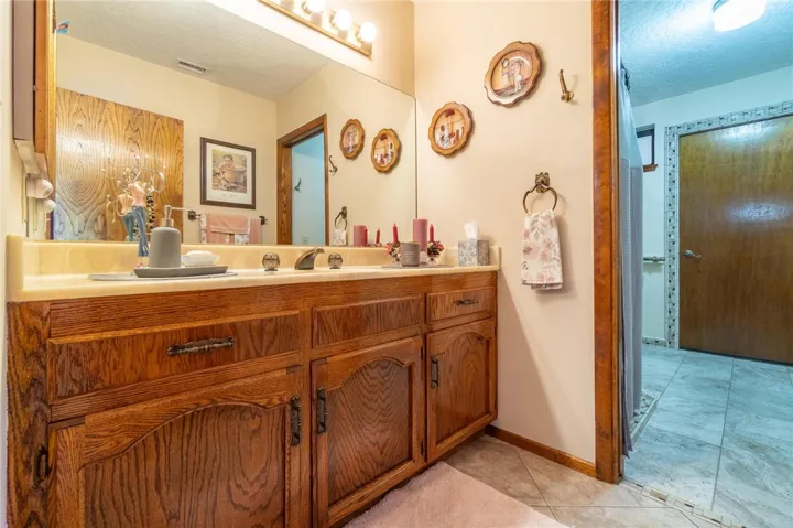 18672 Pacific Street, Hesperia, California 92345