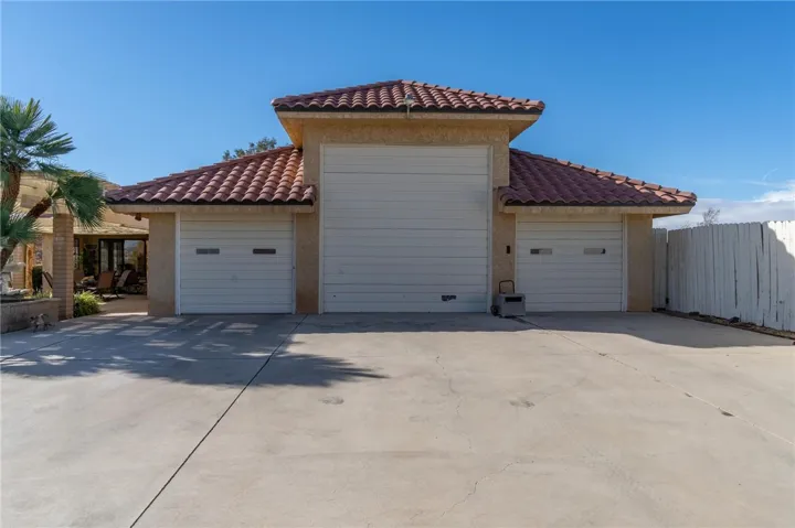 18672 Pacific Street, Hesperia, California 92345