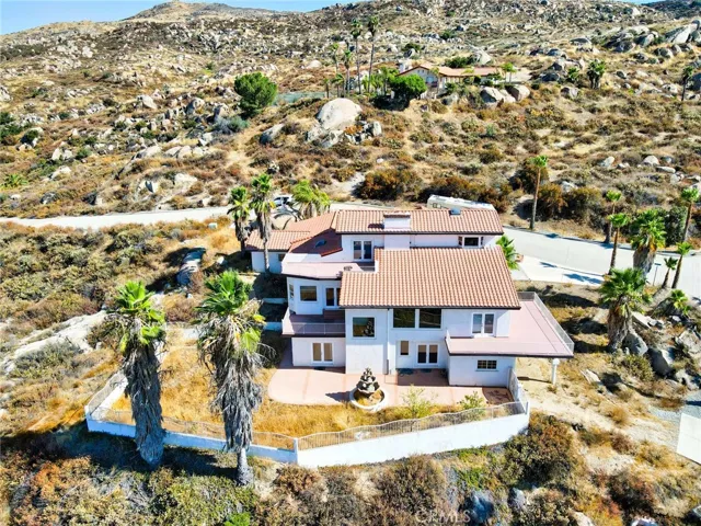 42520 Brix Road, Hemet, California 92544