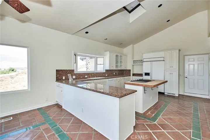 42520 Brix Road, Hemet, California 92544