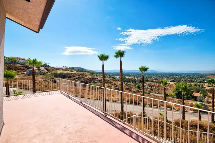42520 Brix Road, Hemet, California 92544