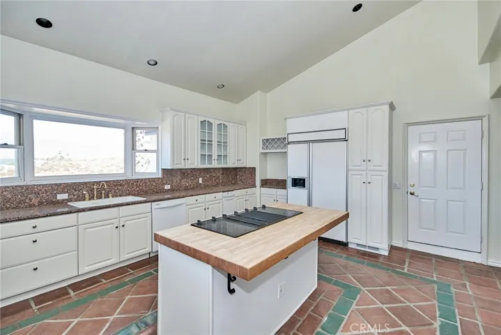 42520 Brix Road, Hemet, California 92544