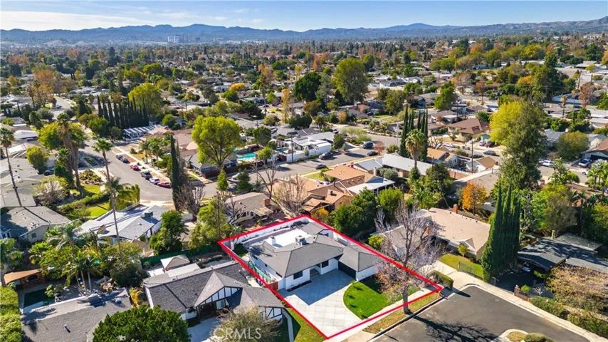 20358 Bryant Street, Winnetka, California 91306