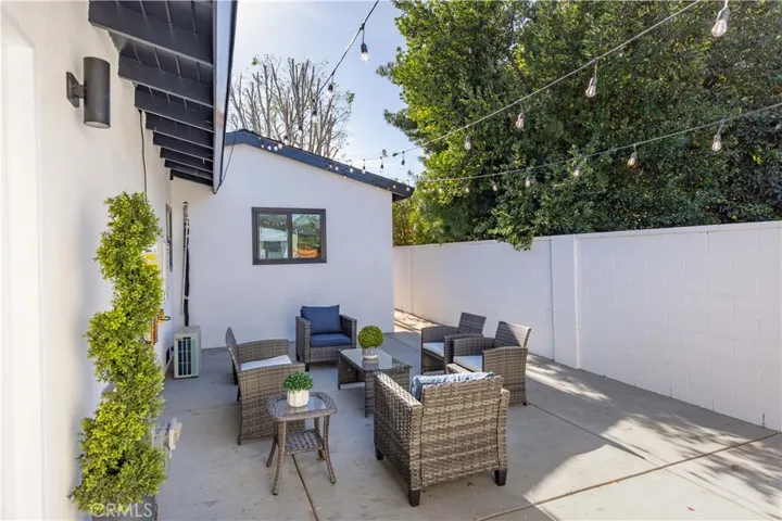 20358 Bryant Street, Winnetka, California 91306