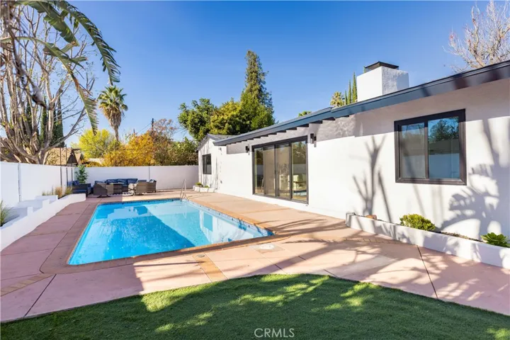 20358 Bryant Street, Winnetka, California 91306