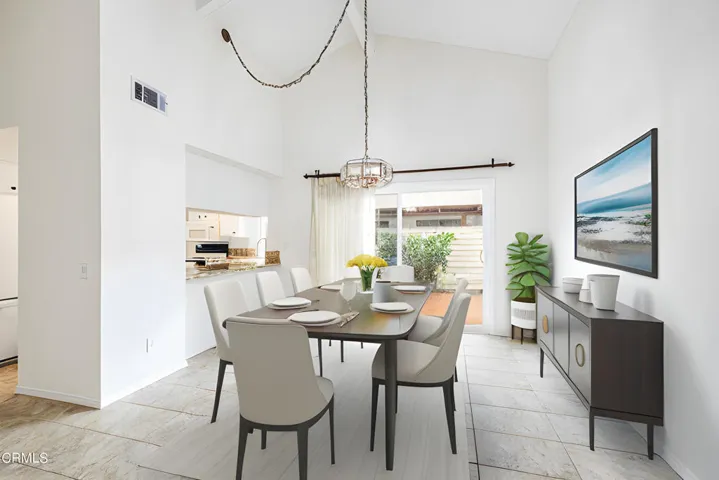 Virtual Staging AI - Dining-Room-jpg