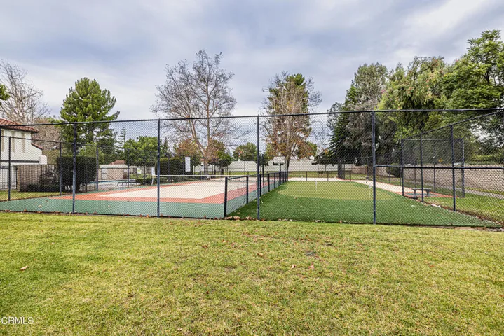 Community tennis/pickle ball