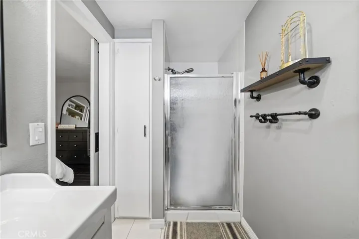 22882 Giant Fir Place, Canyon Lake, California 92587